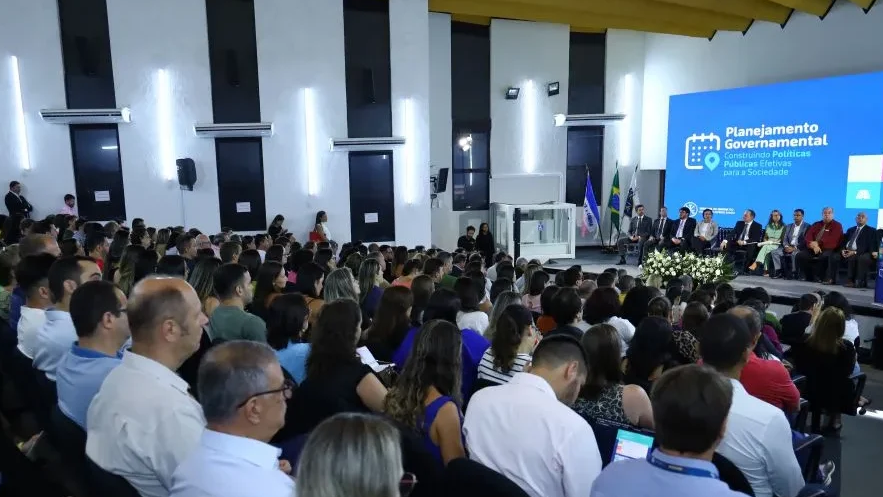 No momento, você está visualizando Presidente e Vice do CRA-ES destacam a importância do Planejamento Estratégico em evento do TCE-ES